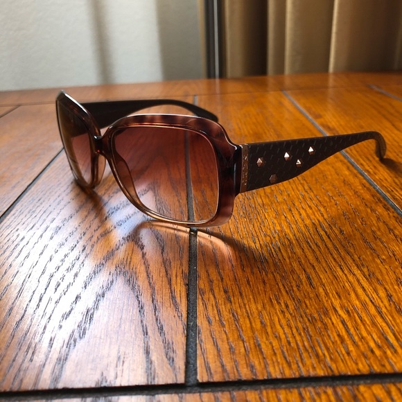 Marc By Marc Jacobs Accessories - Mark By Mark Jacobs Sun Glasses